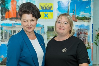 Школьников ждут единые учебники и способы оценки